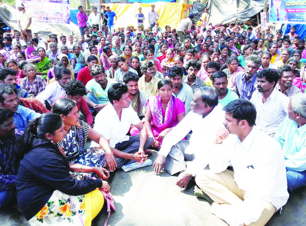 ದಿಡ್ಡಳ್ಳಿಗೆ ಪರಿಶಿಷ್ಟ ಜಾಪಂ ಆಯೋಗದ ರಾಜ್ಯಾಧ್ಯಕ್ಷ ಭೇಟಿ